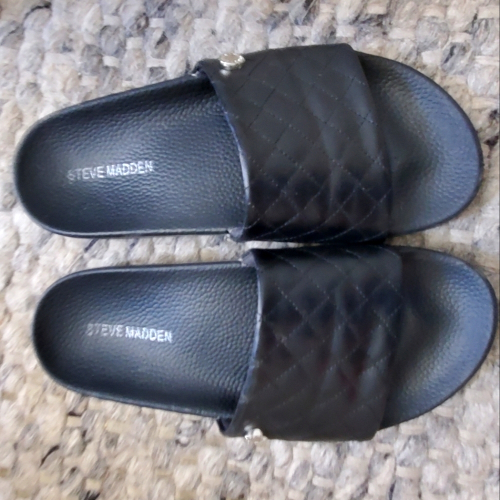 Steve Madden Women Black Slides, Size US 7 | EU 38 , Black.